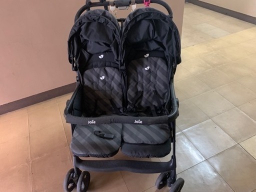 joie双子用ベビーカー