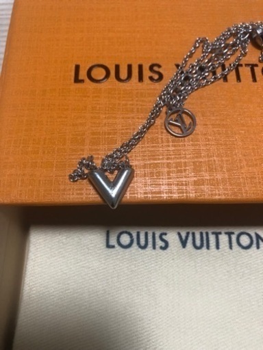 ルイヴィトンネックレス