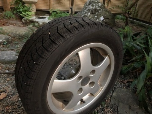 【値下げしました】プジョー ブリヂストン スタッドレスタイヤ 195/55R15 85Q タイヤホイール4本セット