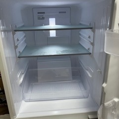 SHARP製冷蔵庫の画像