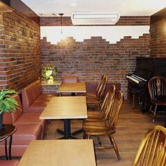 15講座・レッスン開催中（豊中駅前カフェ）音楽、語学、娯楽等の画像