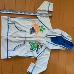 ラッシュガード　