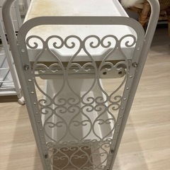 ワゴン　ホワイトの画像