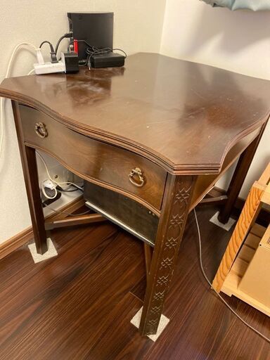 【連絡中】Ethan Allen イーサン・アーレン　アンティーク　コンソールテーブル　サイドテーブル　ナイトテーブル