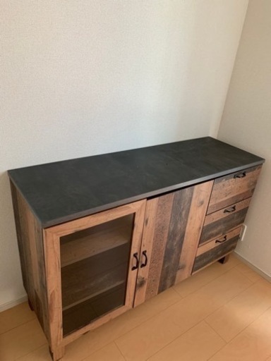 お洒落なキャビネット☆収納棚☆