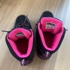 【中古美品】トレッキングシューズ22.5㎝の画像