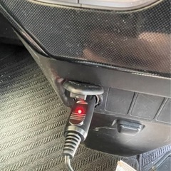 最終値下げ！！！！NAVISKAUTO ヘッドレストモニターの画像