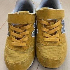 【決まりました！】子供用スニーカー18㎝（NB黄）