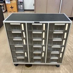 書類キャビネット