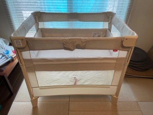 値下げ！【ほぼ新品！】たためる！ベビーベッド　Apricaココネルエアー