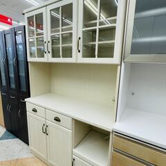 ?NITORI(ニトリ) ミランダ 3面レンジボード ?定価￥69,900?  おしゃれな貝ハンドル フレンチカントリーテイスト?