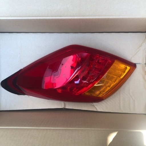 TZ51 新品 TNZ51 ムラーノ 純正テールランプ 右 LEDテールランプ