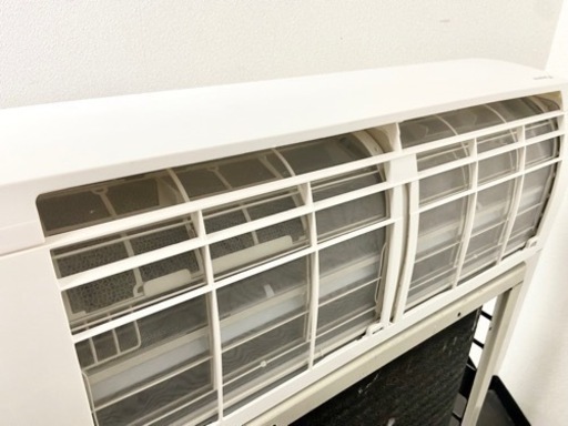 激安‼️暑すぎる夏に❗️16年製 主に12畳用 DAIKINルームエアコンAN36TCS-W?
