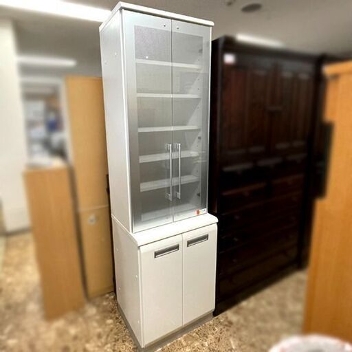 ダイニングボード キッチンボード ガラス扉 スライド ホワイト 棚高さ調整可 スリム