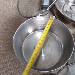 鍋や鍋蓋、キャンプ用鍋、ホットサンドメーカー等色々の画像