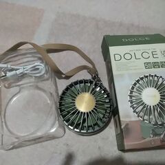 充電式 ハンズフリー扇風機首から下げる最大連続5時間使用可の画像