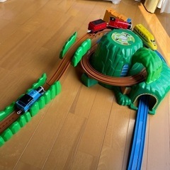 プラレール