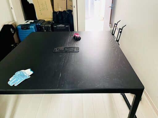 【8月31日まで値下げします！】オフィス用 IKEA BEKANT／ベカント 会議用テーブル＆ミーティングテーブル