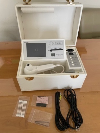たかの友梨　レーザー脱毛　美顔器　フォトフラッシュ（脱毛、美顔レーザー）
