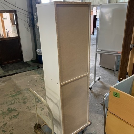 白家具　下駄箱