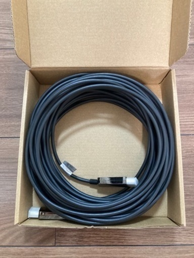 大幅値下げ/激安/超美品/20m  8K Displayport ケーブル