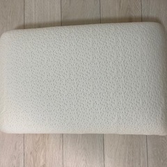 ニトリ　低反発まくら