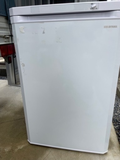 2020年製　アイリスオーヤマ 冷凍庫 85L IUSD-9B-W