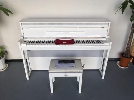 九州エリア配送可能！e21 YAMAHA AvantGrand NU1PBW 2016年製　電子ピアノ　ヤマハ　ハイブリッドピアノ