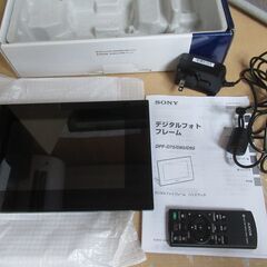 美品　ソニー SONY 卓上デジタルフォトフレーム S-Frame D75 7.0型 内蔵メモリー256MB ブラック DPF-D75/Bの画像