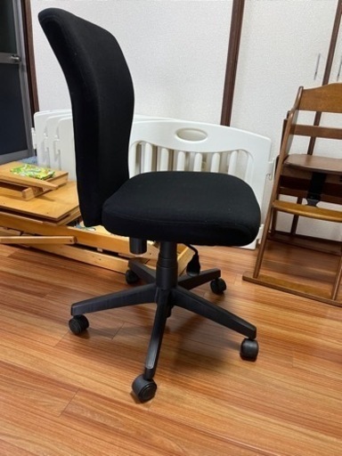 中古椅子2個