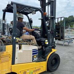 横須賀市にある鳶工事の会社で働きませんか？★個室寮完備★ 月収50万円可能！社会保険完備で仕事量豊富なので安心して働けます。 20代・30代活躍中！資格の取得も支援しています。の画像