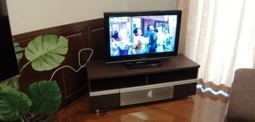 東芝REGZA液晶カラーテレビ32型を売ります