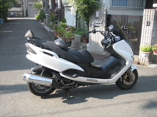 マジェスティ１２５　FI仕様　難有り美車　動画付