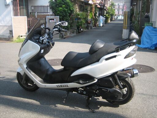 マジェスティ１２５　FI仕様　難有り美車　動画付