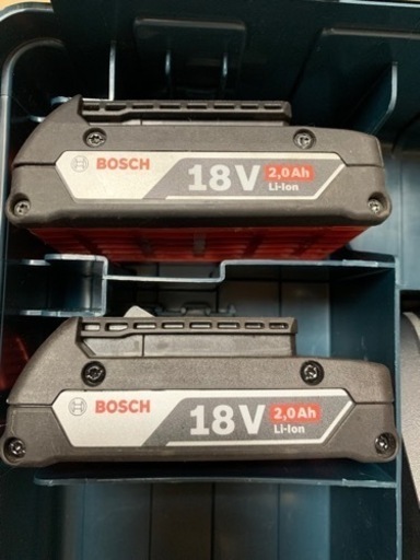 バッテリー2個付き❗️Bosch コードレスインパクトドライバー18v