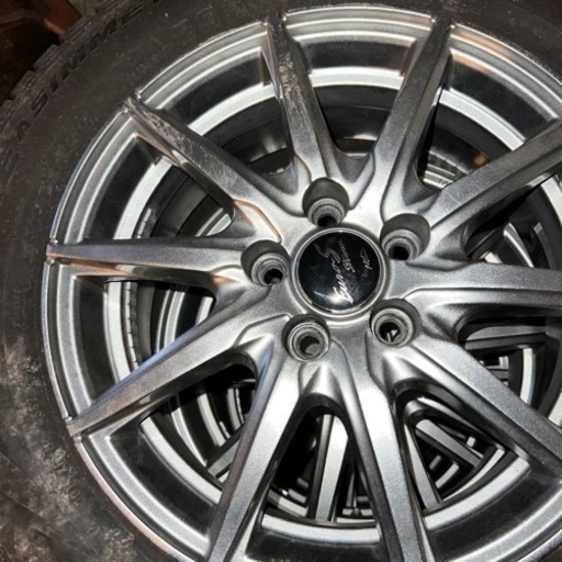 プリウス、ラクティス、アリオン15＋スタッドレス　185／65R15