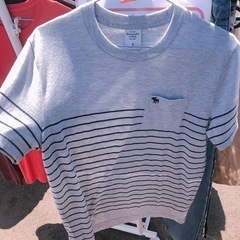 メンズ  アバクロTシャツ