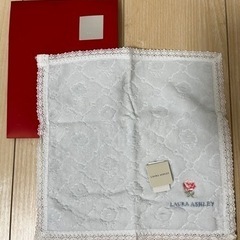 15LAURA ASHLEYローラアシュレイ　タオルハンカチ　新...