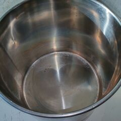 【美品】直径31.5cm　ステンレス製　寸胴鍋　全体的に綺麗です！の画像