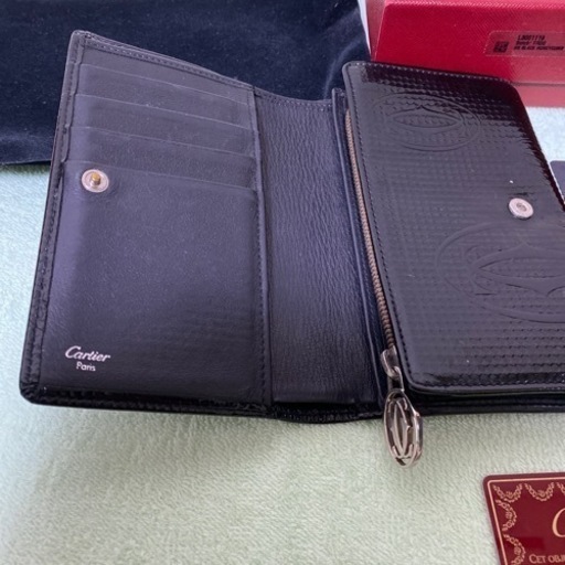 カルティエの財布