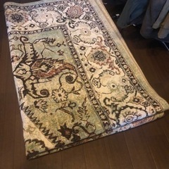 美品　ペルシャ風絨毯　の画像