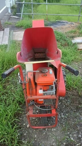 自走式ワラカッター