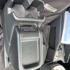 日産バネットNV200 コンソールボックス　中古