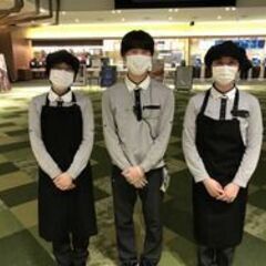 【MOVIX八尾】映画館スタッフ募集！最新映画もチェックできる人気職種、未経験でもOKなのでアルバイトデビューにもぴったり！「近鉄八尾」駅中央北出口から徒歩3分でアクセス抜群！の画像