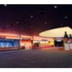 【MOVIX堺】映画館スタッフ募集！最新映画もチェックできる人気職種、未経験でもOKなのでアルバイトデビューにもぴったり！車・バイク・自転車通勤可能！の画像