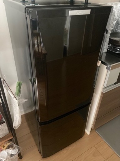 三菱ノンフロン冷蔵庫　2015年製　146L 8/20引き取り希望