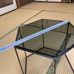 カッシーナ 六角形 ガラス テーブル コーヒーテーブルの画像