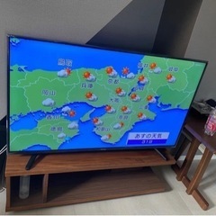 ハイセンス　55型　TVとTV台