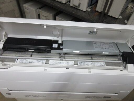 K03450　東芝　 中古エアコン　主に6畳用　冷房能力　2.2KW ／ 暖房能力　2.2KW