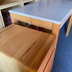 お話中です………無印良品 机、回転椅子、キャビネット3点セット